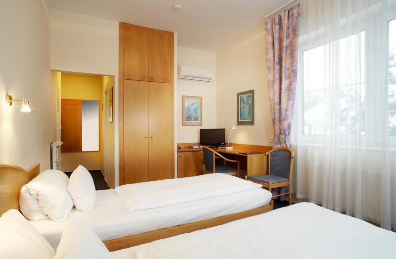 Zweibettzimmer