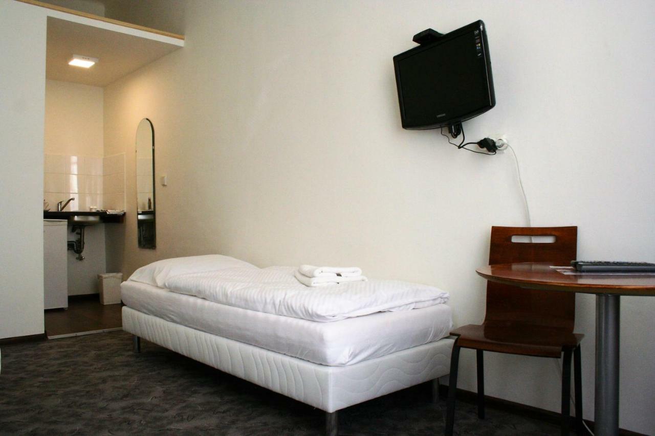 Doppel- oder Zweibettzimmer