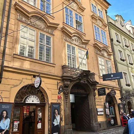 Pension Karlova-3